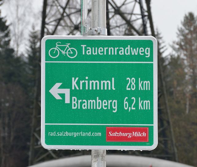 Hinweisschild Tauern Radweg